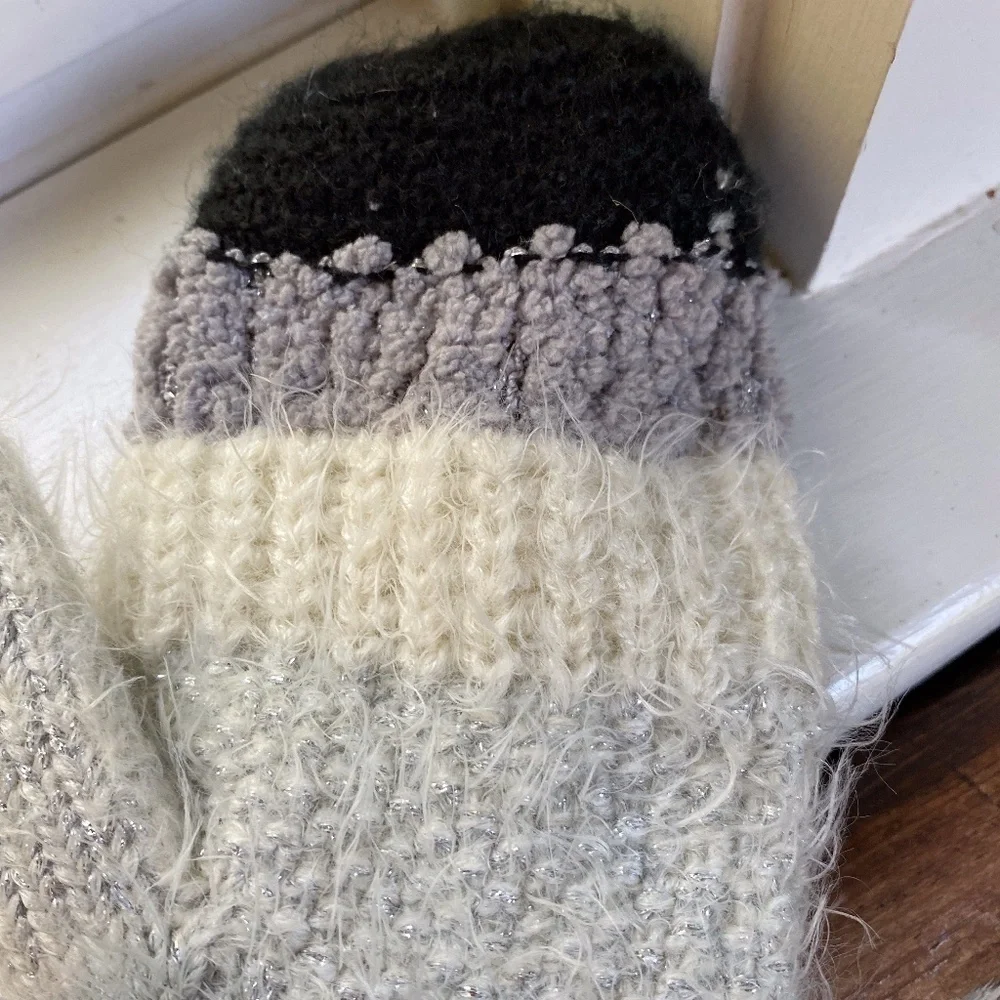 Anthropologie Fleece Lined Fuzzy Mittens